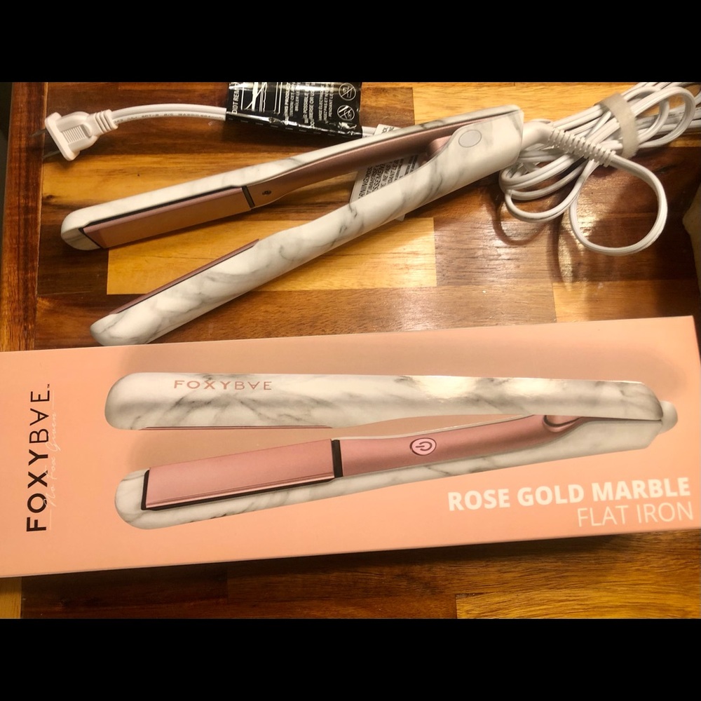 FoxyBae Rose Gold White Marble Flat Iron